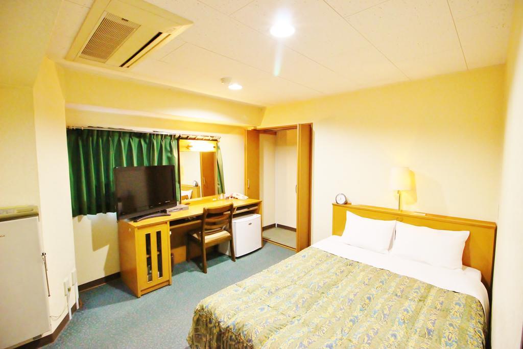 Business Hotel Ban Tokyo Bagian luar foto