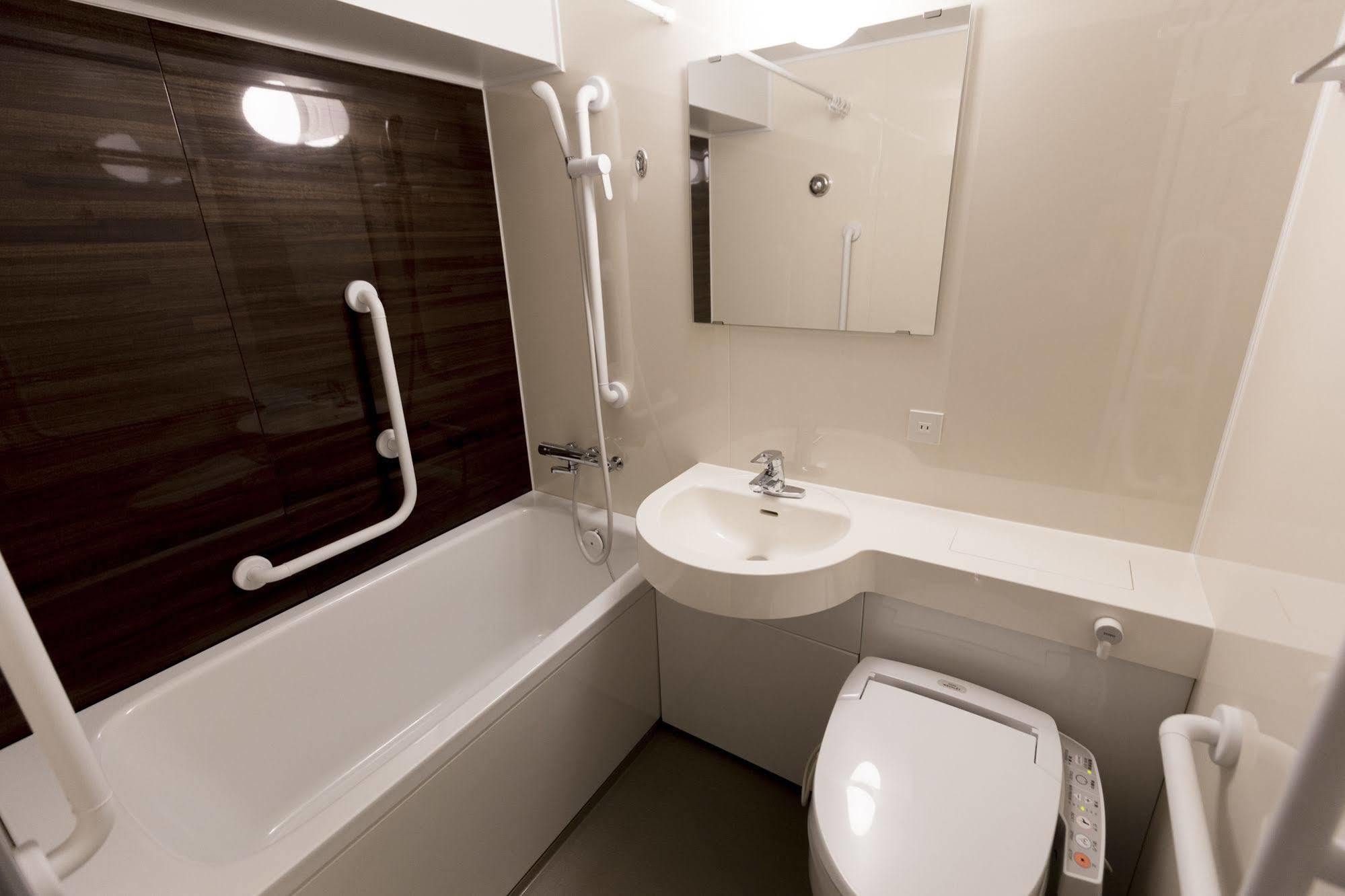 Business Hotel Ban Tokyo Bagian luar foto
